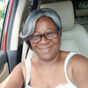 Meet your Posher, Linda